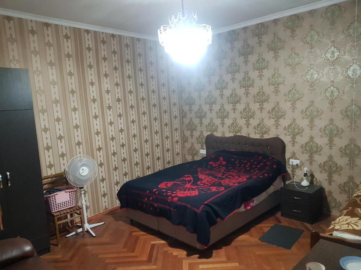 Отель Частный дом с садом Тбилиси Экстерьер фото